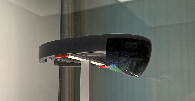 Microsoft Hololens Hands-On