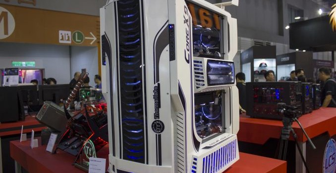 Thermaltake Computex 2015 Booth Tour