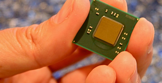 Intel Lists New Atom Core: Tremont to Come After Goldmont Plus