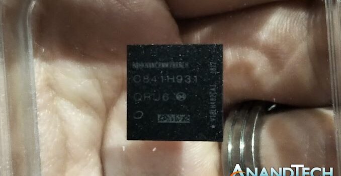 Intel Hybrid CPU Starts 'End of Life' Process