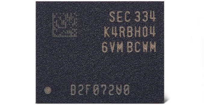 Samsung Unveils Industry's First 32Gbit DDR5 Memory Die: 1TB Modules Incoming