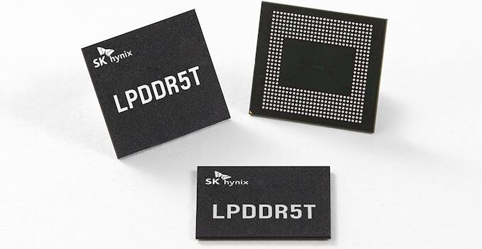 SK hynix Ships LPDDR5T: 9600 MT/s Memory for Smartphones